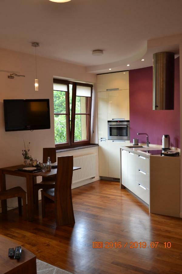 Appartement Apartament Parkowa Polana Z Ogrodem à Polanica-Zdrój Extérieur photo